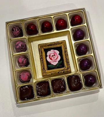 Valentine's Day Truffle Collection (16 piece with painting)